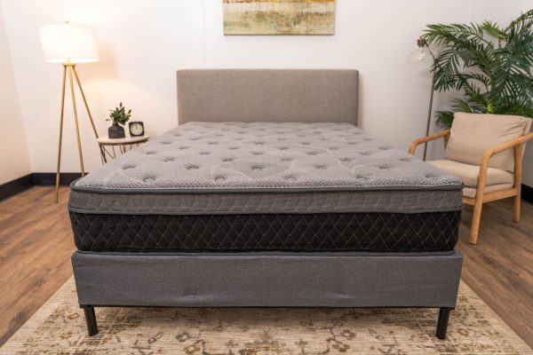 12  Pocket Coil   Hybrids Mattress Online