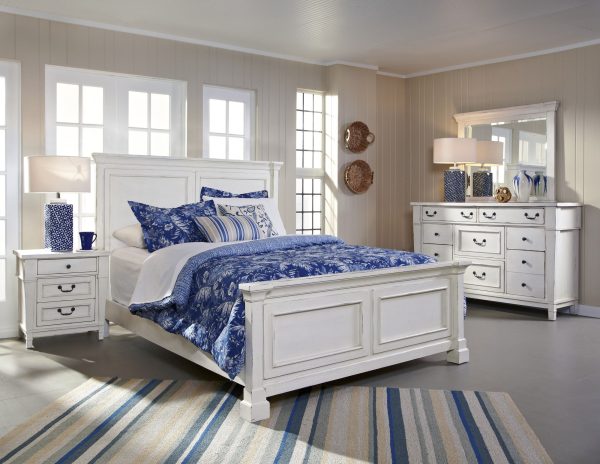 King Coastal Panel Bed - White on Sale