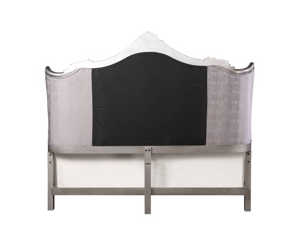 Ariadne - Velvet Bed on Sale